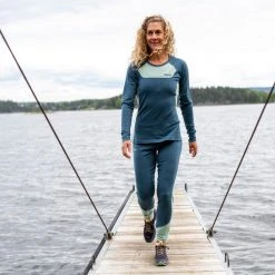 Bergans Cecilie Wool LS Uldtrøje, Dame 7 Bergans Cecilie Wool LS Uldtrøje, Dame -Devlid shop 512342 BERGANS W Cecilie Wool Long Sleeve 8825 25280 other color 1