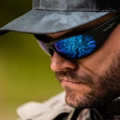 Wiley X Wiley WX Boss Solbrille, Captivate Polaroid Glas, Mat Sort Stel, Unisex -Devlid shop 514393 Wiley X Boss Captivate solbriller CCBOS09 4